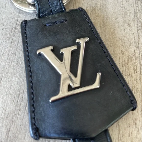 Louis Vuitton Cloche Key Holder